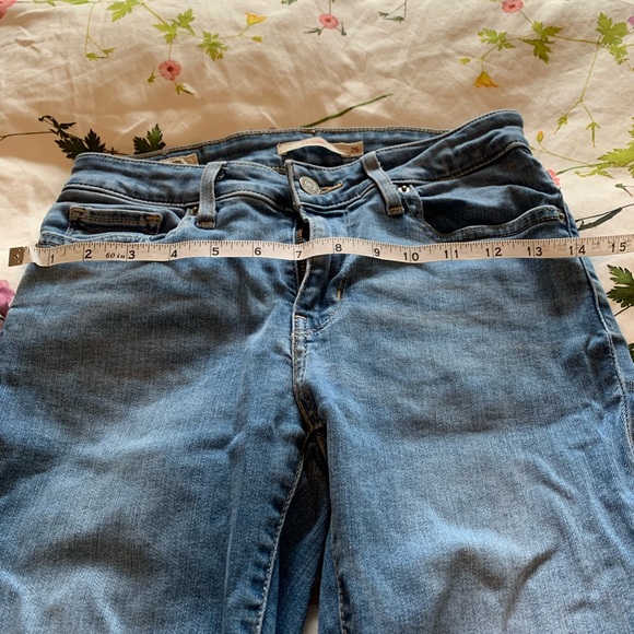 Levi’s 711 Skinny Jeans - Picture 5 of 7